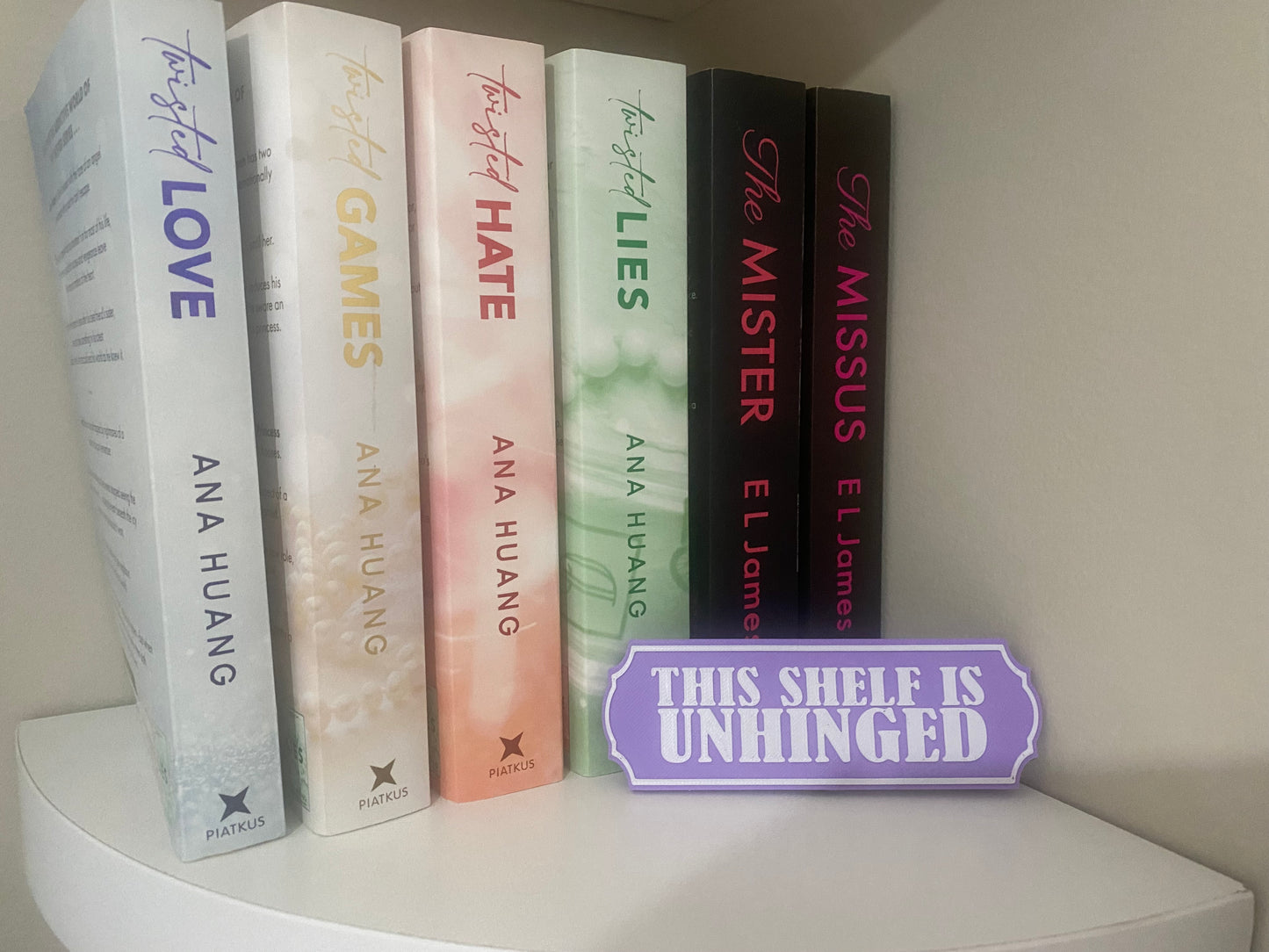 Shelf Sass – Custom Bookshelf Signs